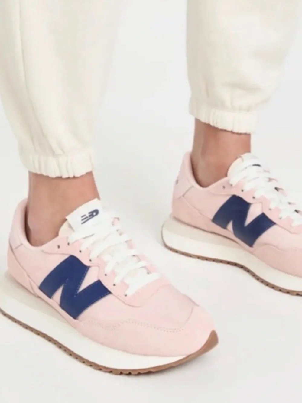 Women’s New Balance 237, Pink/Blue, Size 8US